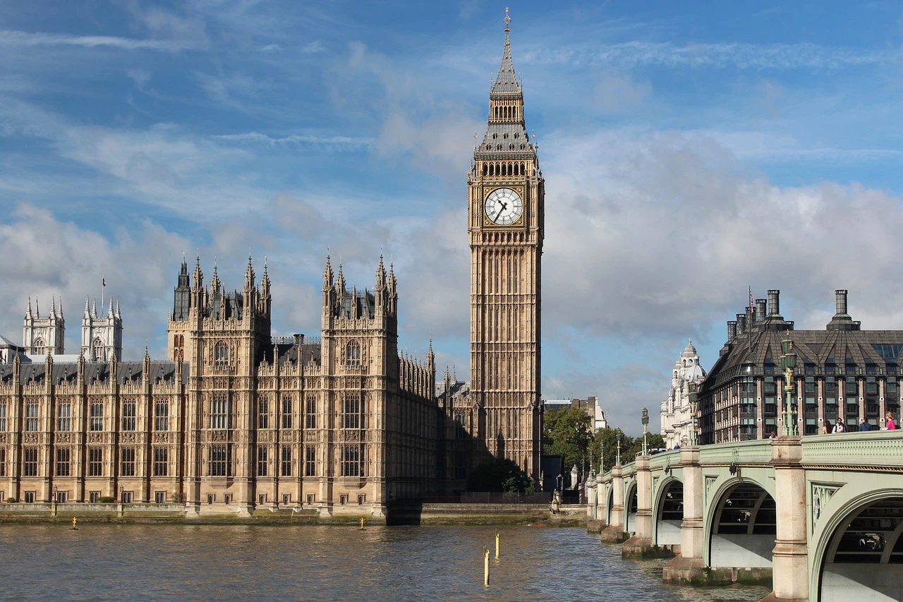 Big Ben et le Parlement (le Palais de Westminster)