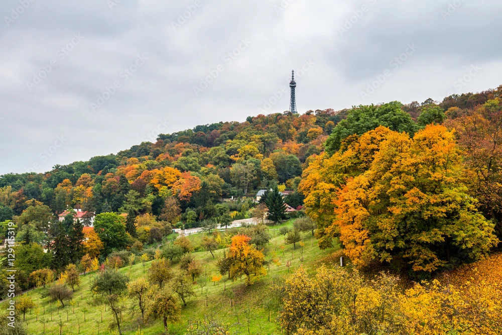 Montagne de Petřín (Petřínská rozhledna)